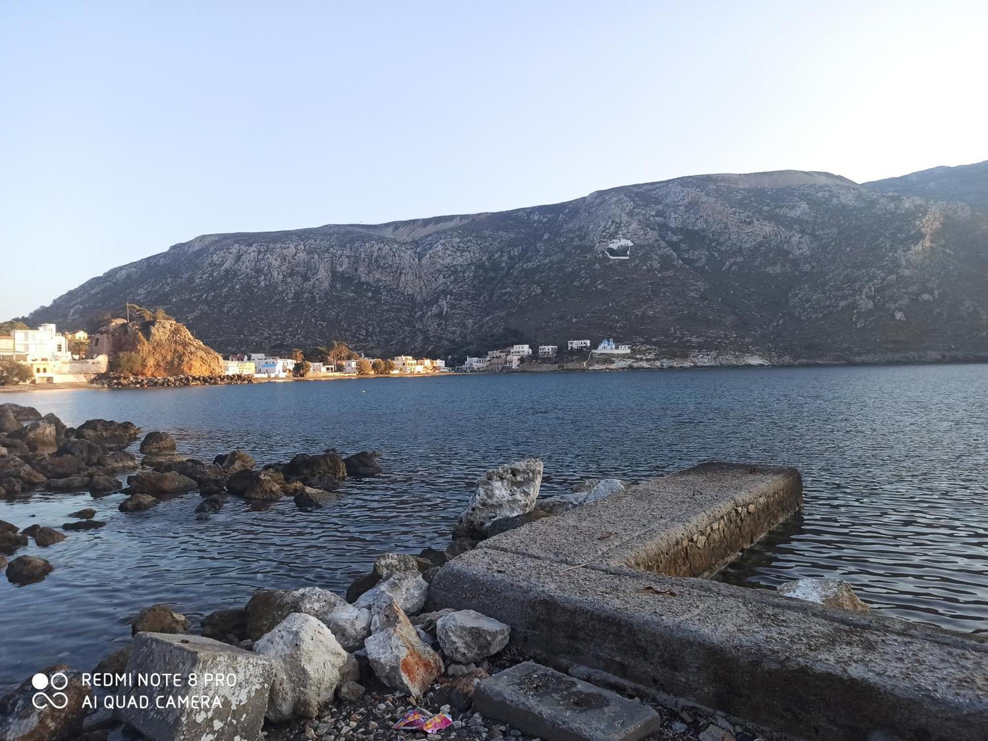 Giannis Apartments By Climbing House Panormos  Bagian luar foto