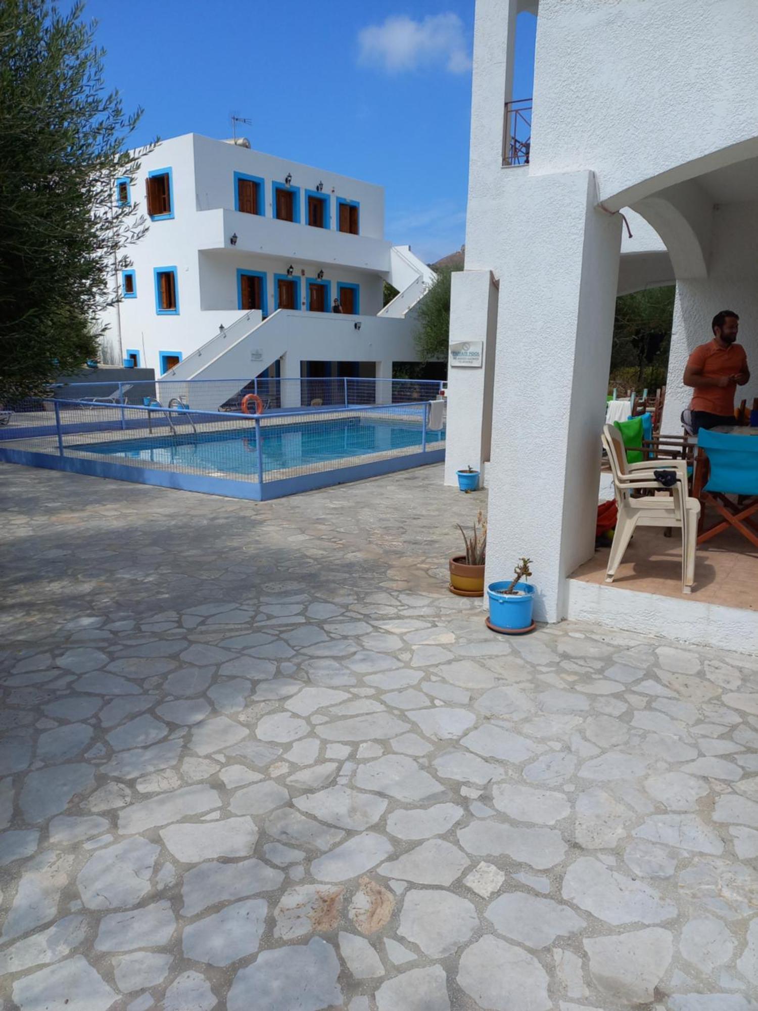Giannis Apartments By Climbing House Panormos  Bagian luar foto