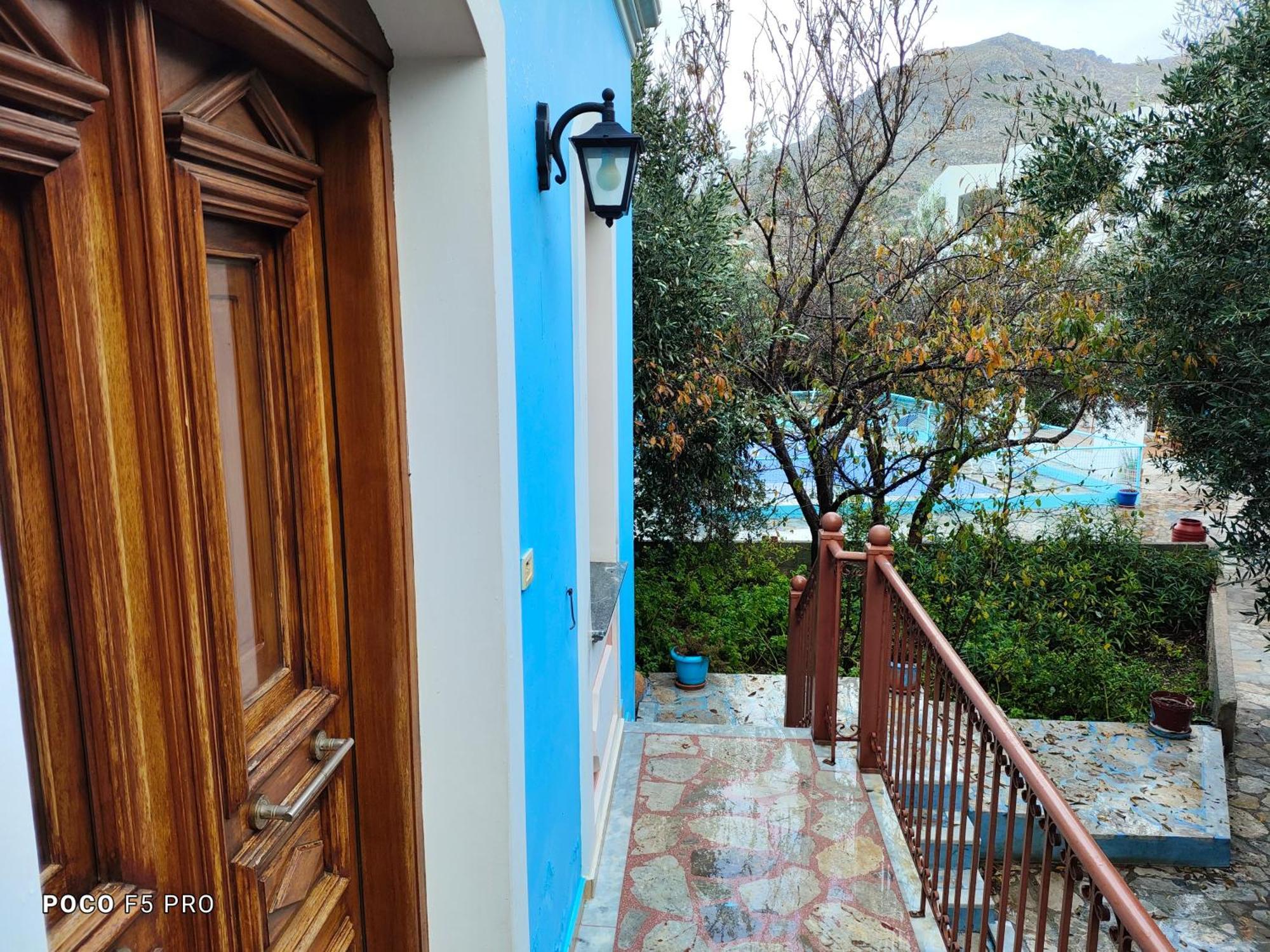 Giannis Apartments By Climbing House Panormos  Bagian luar foto